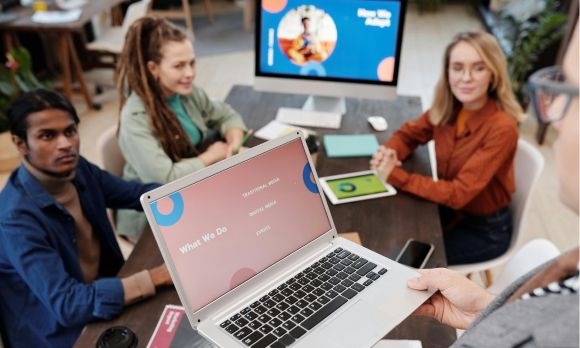 テレワークにおける課題とは？具体的な対処法をわかりやすく解説